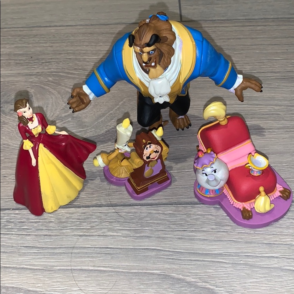 Belle set
